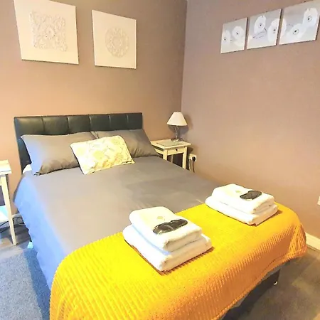 Apartment The Savile - Luxury - Your Next *