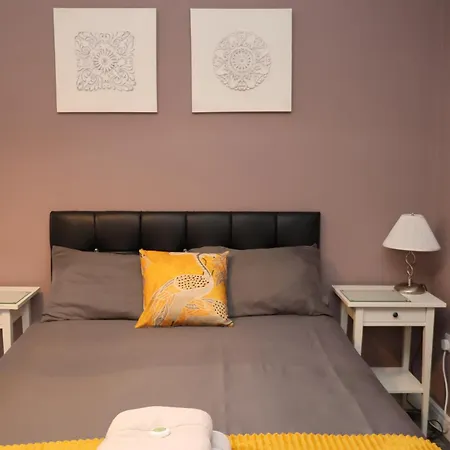 The Savile - Luxury - Your Next Apartment