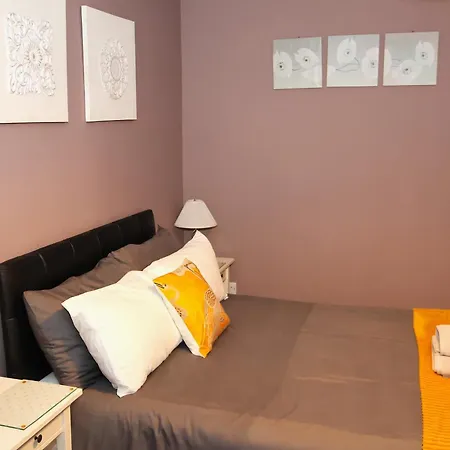 The Savile - Luxury - Your Next Apartment *