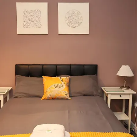 Apartment The Savile - Luxury - Your Next Leeds (West Yorkshire)