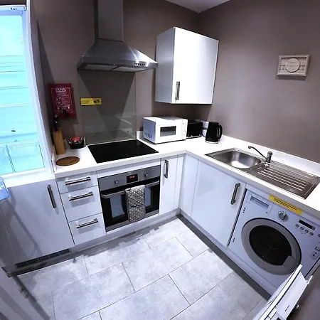 Apartment The Savile - Luxury - Your Next Leeds (West Yorkshire)