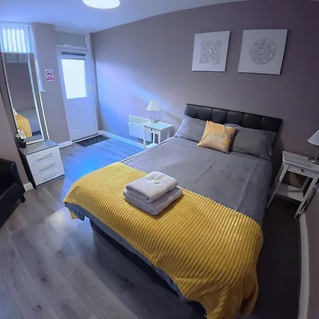 The Savile - Luxury - Your Next Apartment *