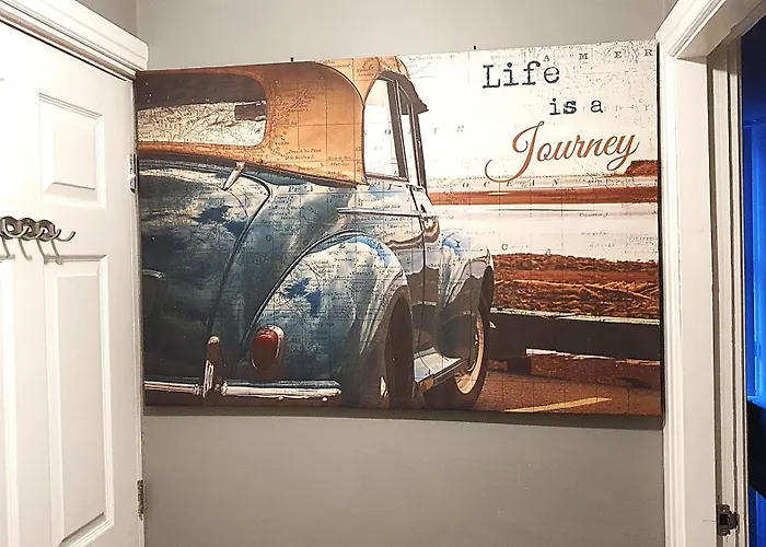 Modern 1 Bedroom Apartment Free Parking Wifi Near City Centre Apartment *