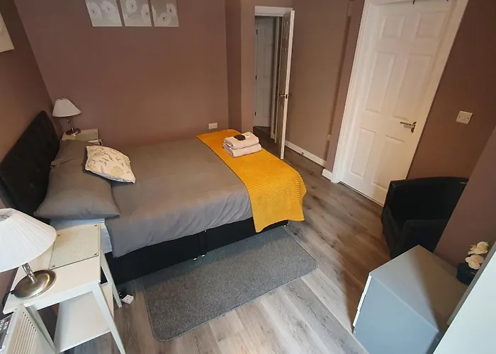 Apartment Modern 1 Bedroom Apartment Free Parking Wifi Near City Centre Leeds (West Yorkshire)