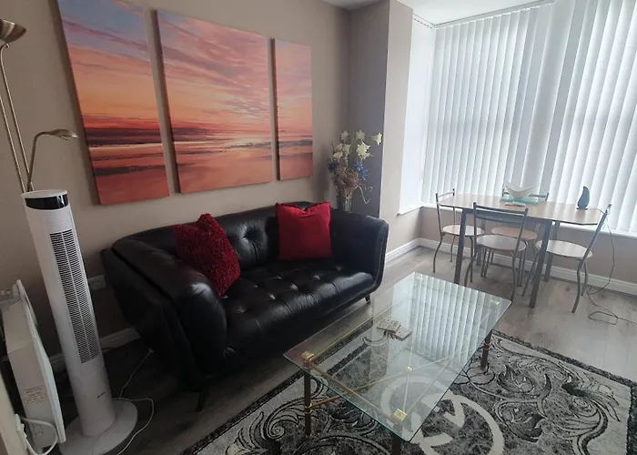 Appartement Modern 1 Bedroom Apartment Free Parking Wifi Near City Centre